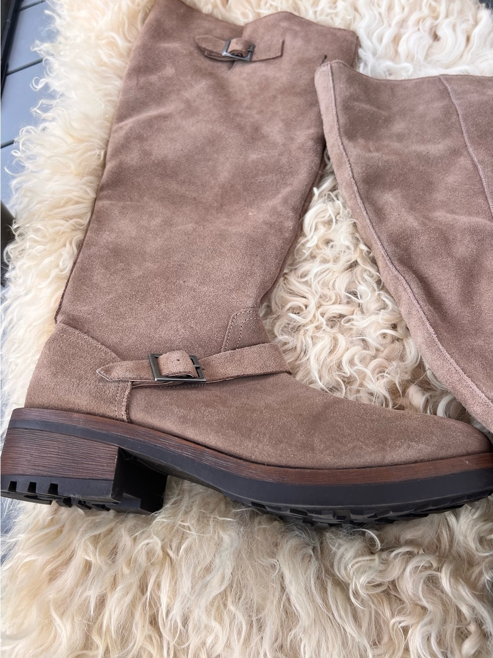 Kensie women boots size 10 Great condition